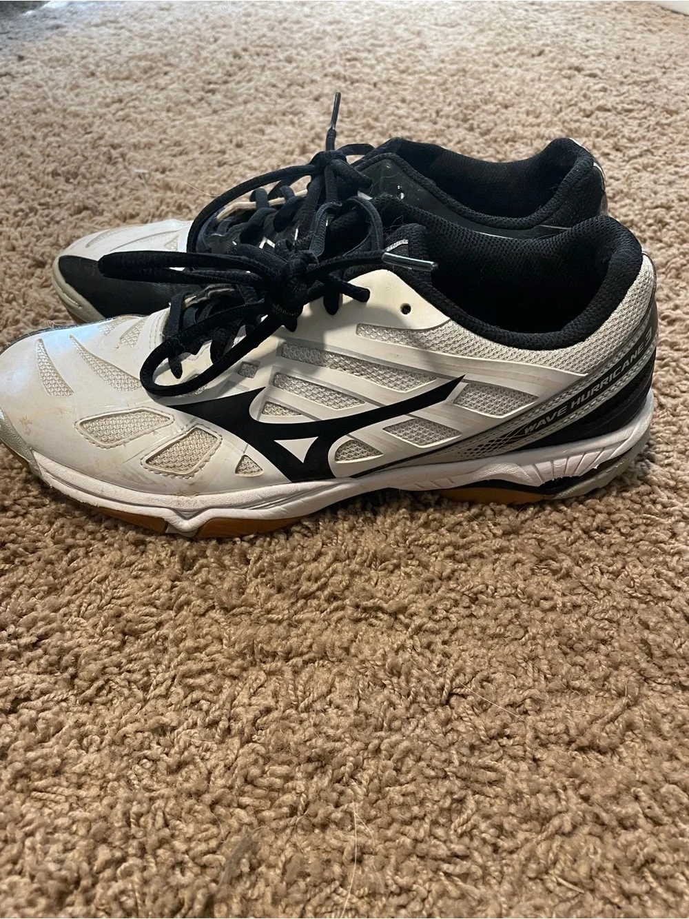Women’s Mizuno Black and White Volleyball Shoes